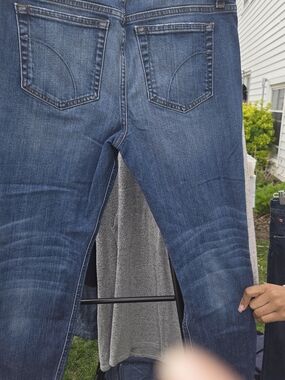 Joe's Jeans medium blue denim jeans with tan label